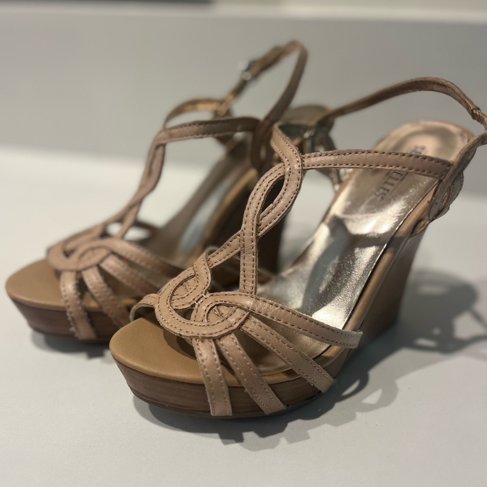 Seychelles Slingback Wedge Heels
